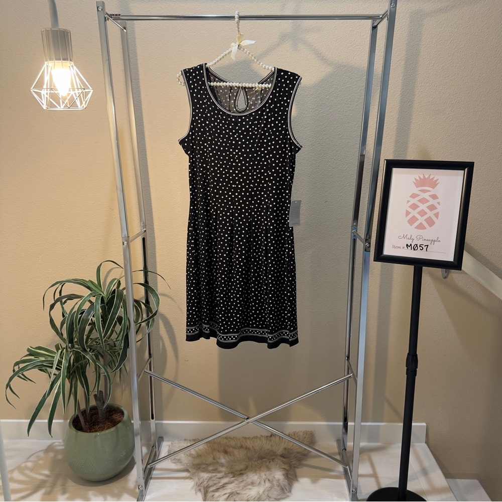 NWT Max Studio size L stretch polka dot sleeveless pleated top midi dress